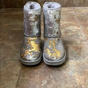Ugg Classic Short Cosmos Sequin Boot Size 7